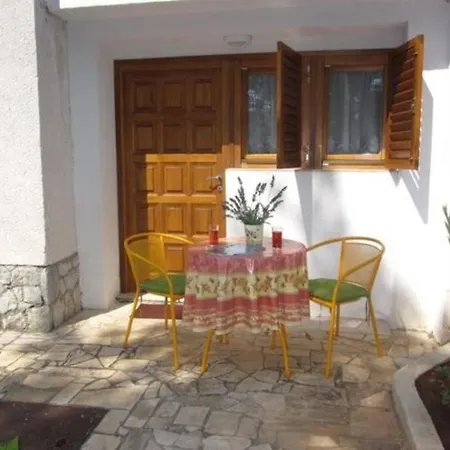 아파트 Studio Yasmin, 50 M From The Beach And Promenade *